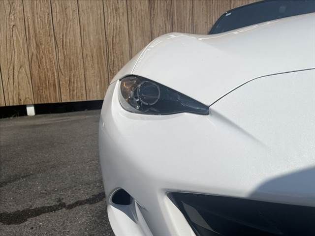 ROADSTER