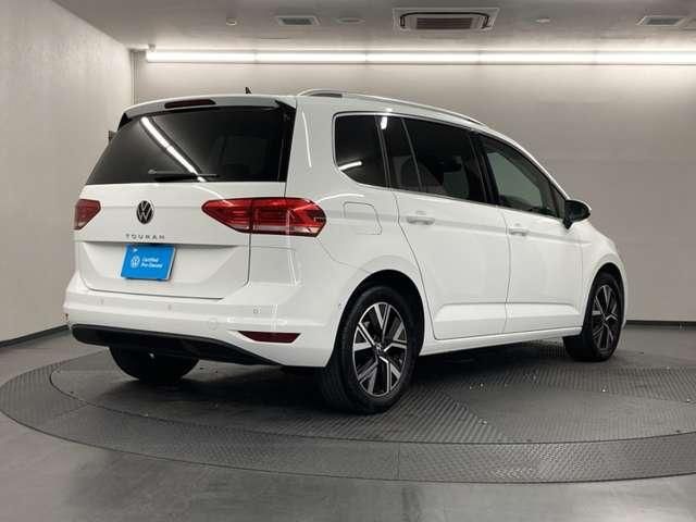 VOLKSWAGEN GOLF TOURAN