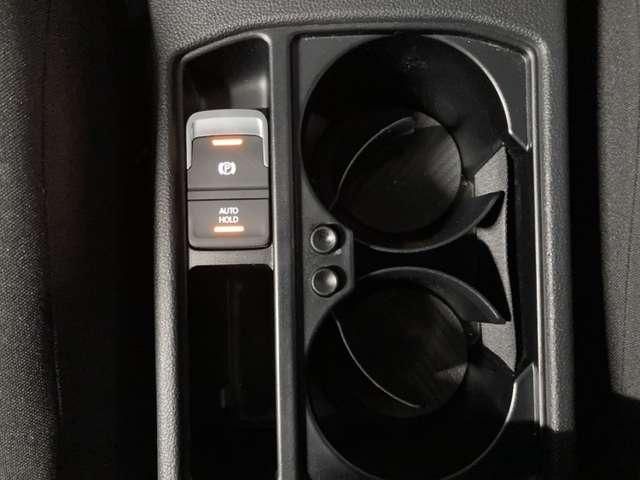 VOLKSWAGEN GOLF TOURAN