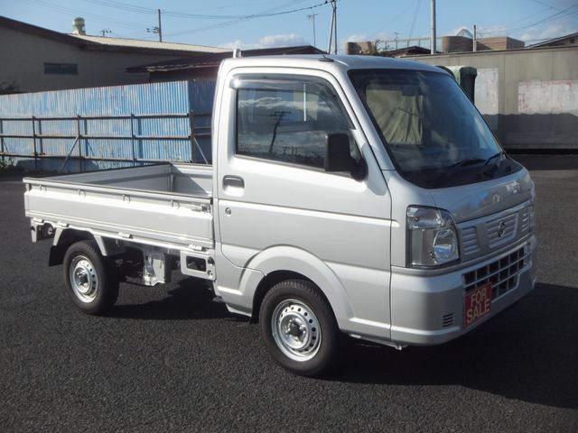 NT100 CLIPPER 4WD