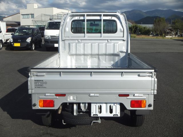 NT100 CLIPPER 4WD