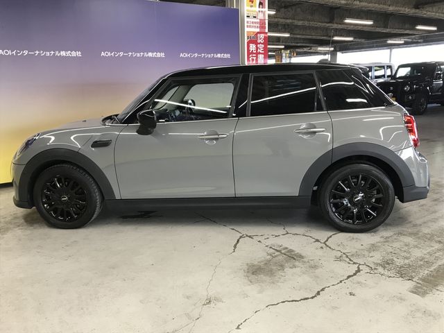 MINI COOPER D 5DOOR