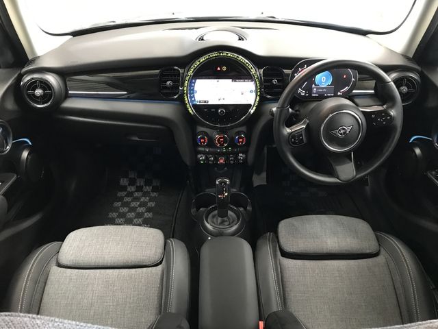 MINI COOPER D 5DOOR