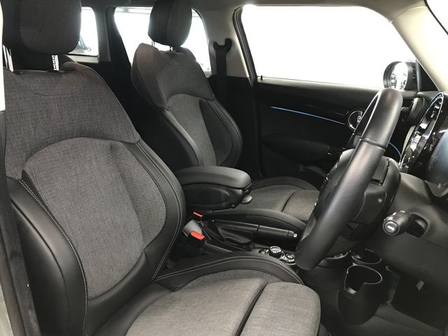 MINI COOPER D 5DOOR