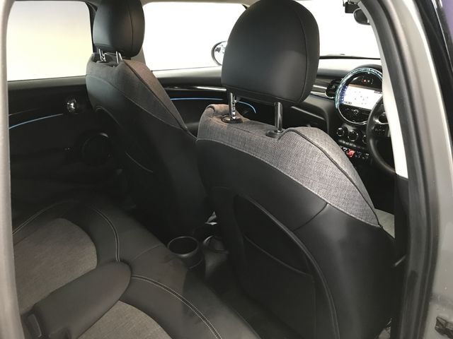 MINI COOPER D 5DOOR