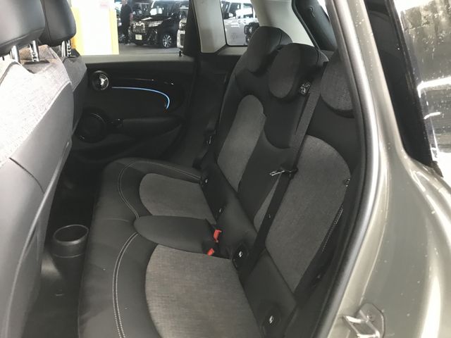 MINI COOPER D 5DOOR