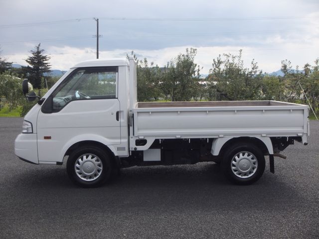 BONGO truck 4WD