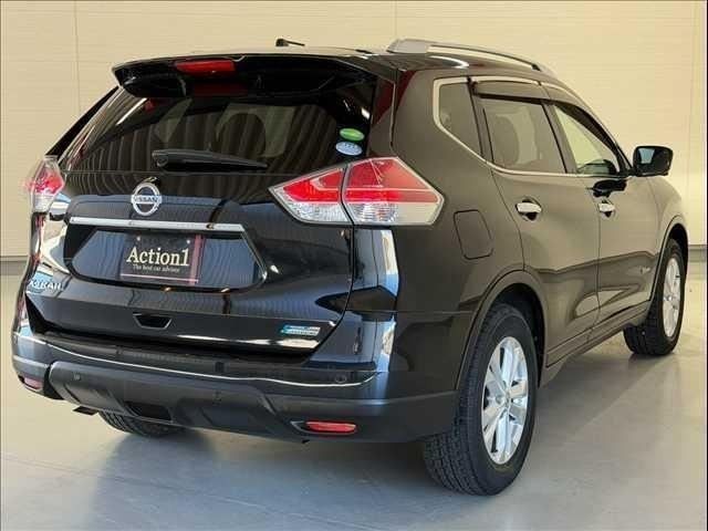 X-TRAIL HYBRID 4WD