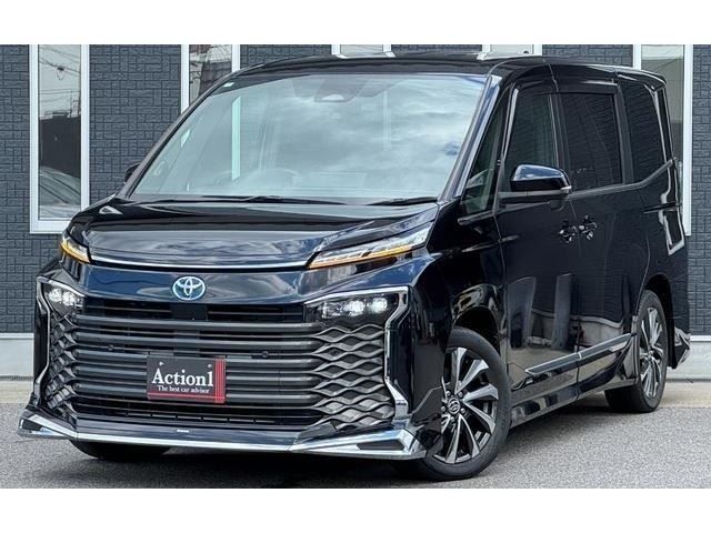 VOXY HYBRID