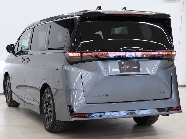 ELGRAND  4WD