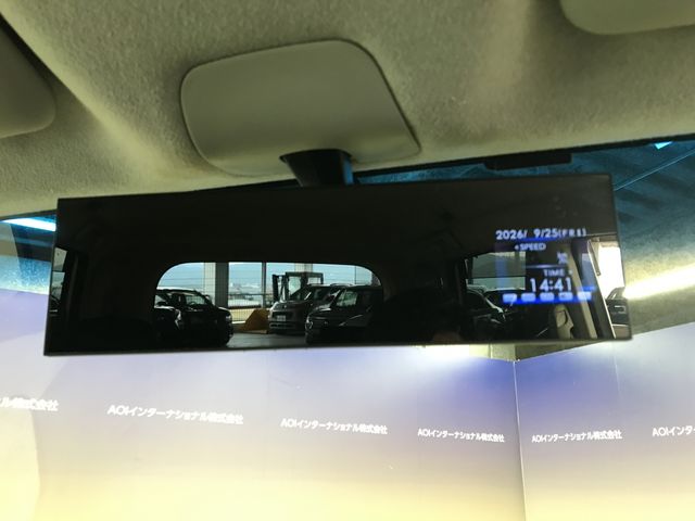 MOVE CUSTOM