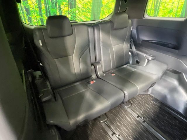 ALPHARD hybrid