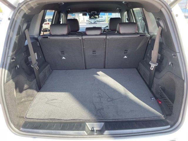 MERCEDES BENZ GLB