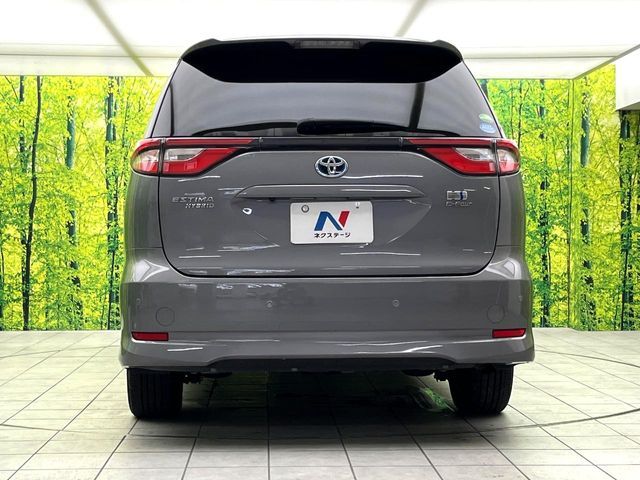 ESTIMA HYBRID 4WD