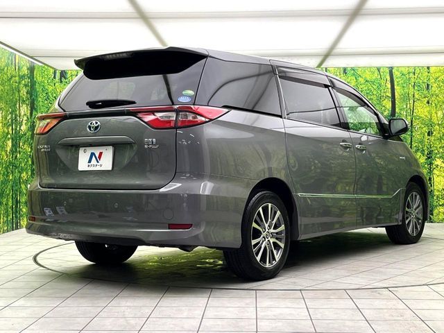 ESTIMA HYBRID 4WD