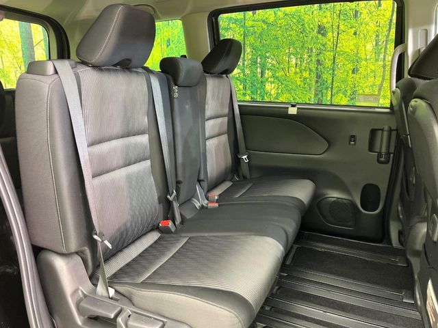 SERENA  S-HYBRID 4WD