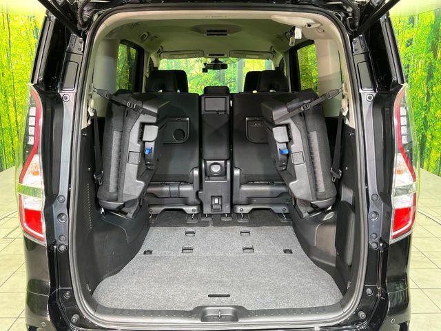 SERENA  S-HYBRID 4WD