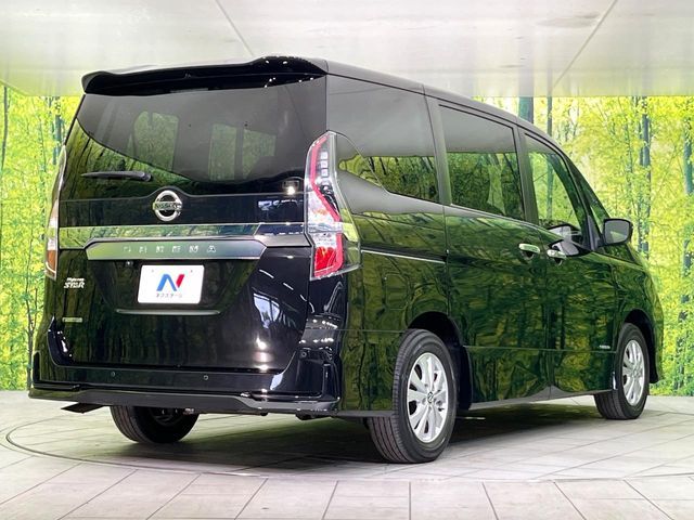 SERENA  S-HYBRID 4WD
