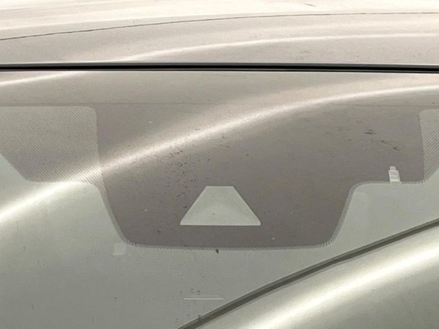 LEXUS UX200