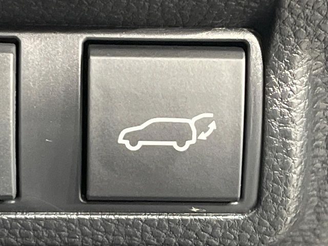 COROLLA CROSS HYBRID