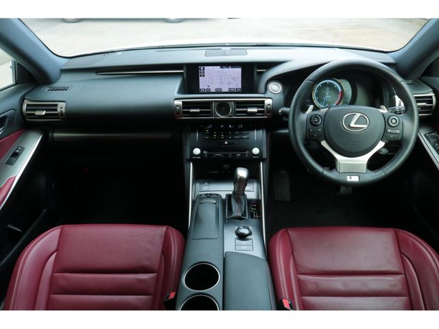 LEXUS IS350