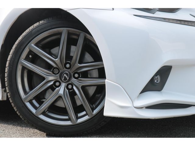 LEXUS IS350