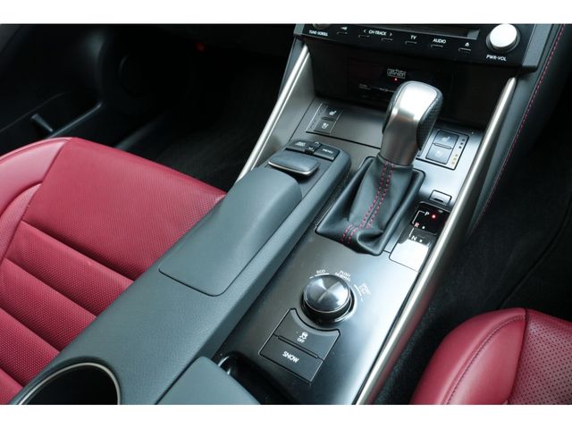 LEXUS IS350