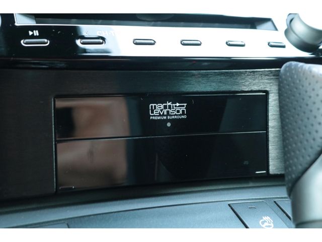 LEXUS IS350