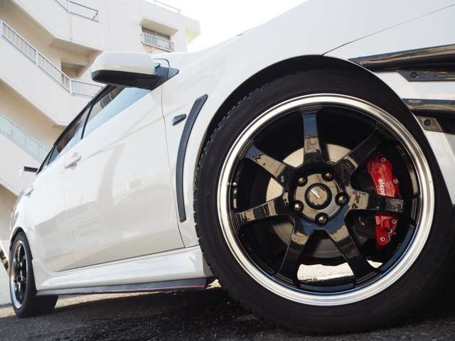 GALANT FORTIS 4WD