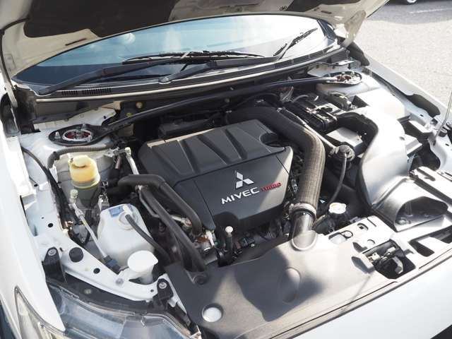 GALANT FORTIS 4WD