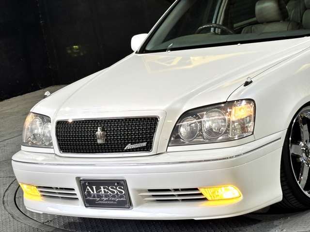 CROWN sedan