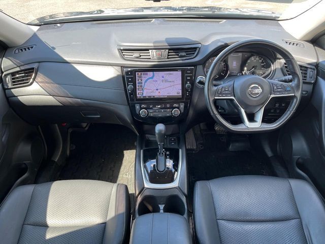 X-TRAIL 2WD