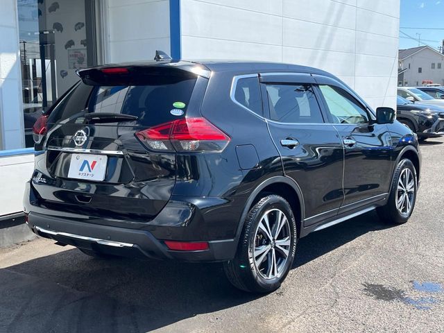 X-TRAIL 2WD