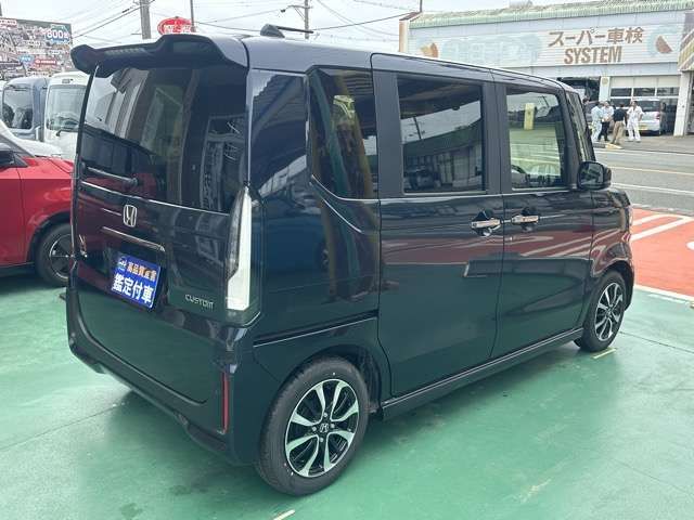 N BOX CUSTOM