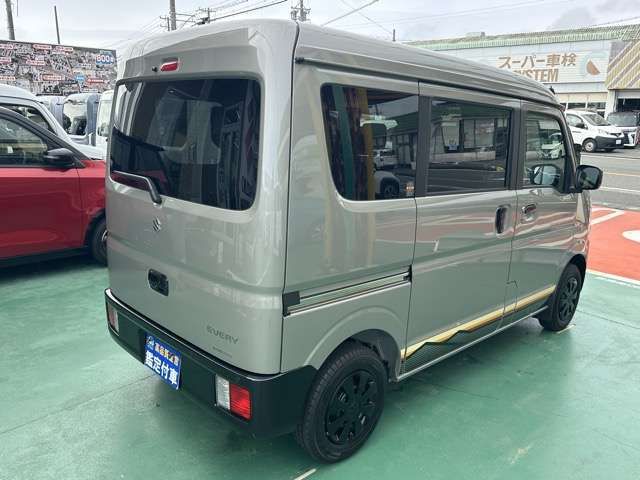 EVERY van 4WD