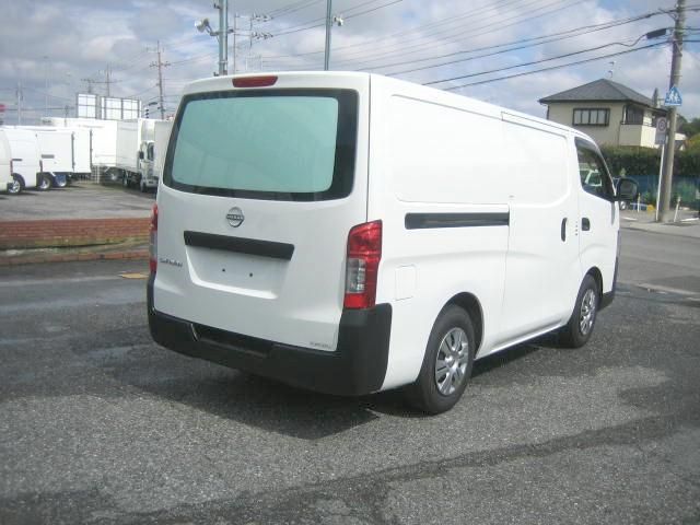 CARAVAN van 2WD