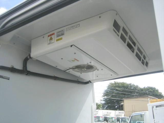 CARAVAN van 2WD