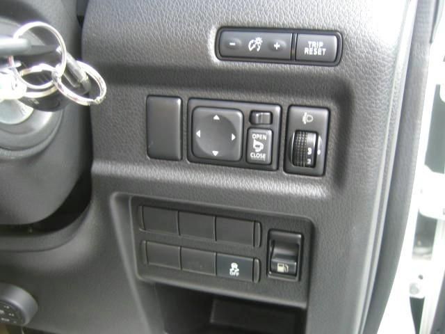 CARAVAN van 2WD