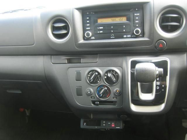 CARAVAN van 2WD