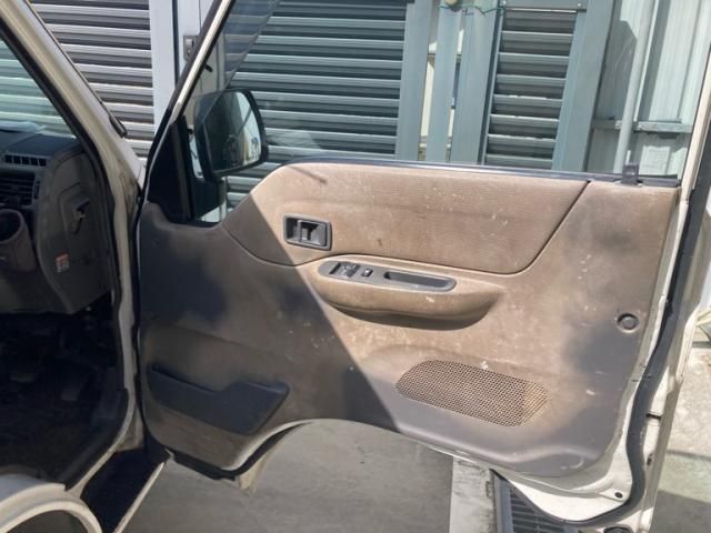 BONGO truck 2WD