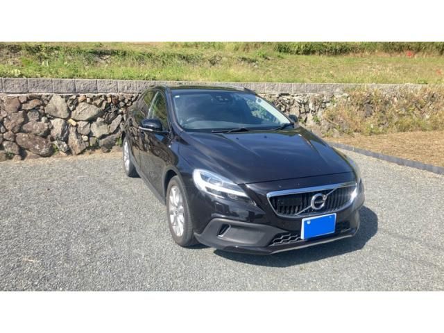 VOLVO V40 CROSS COUNTRY