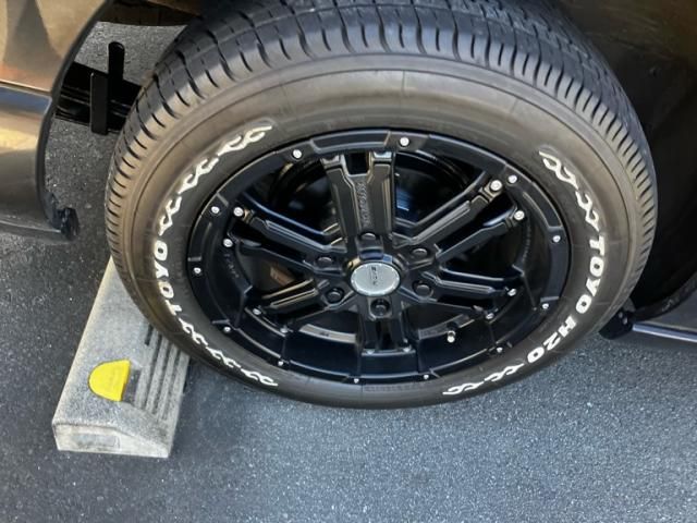 HIACE van 4WD