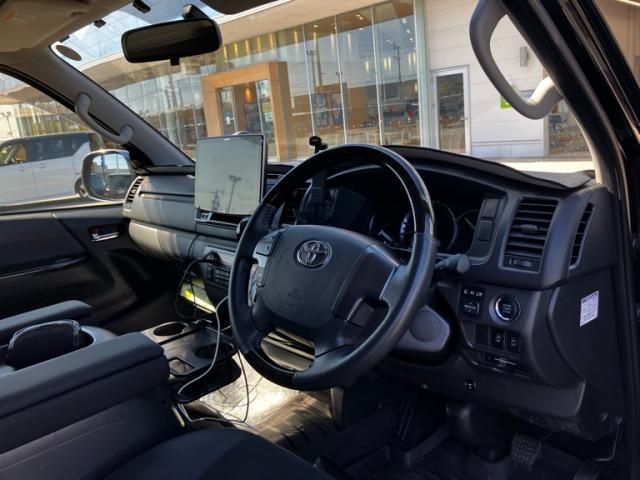 HIACE van 4WD