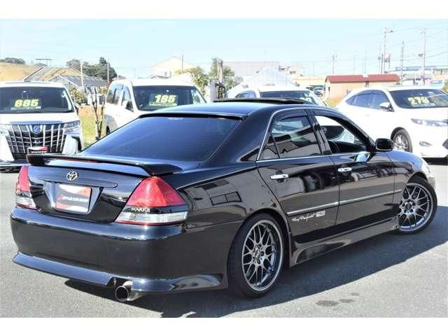 MARK2 sedan