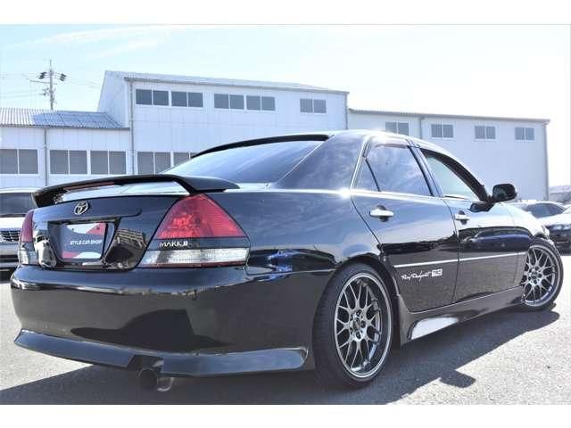 MARK2 sedan