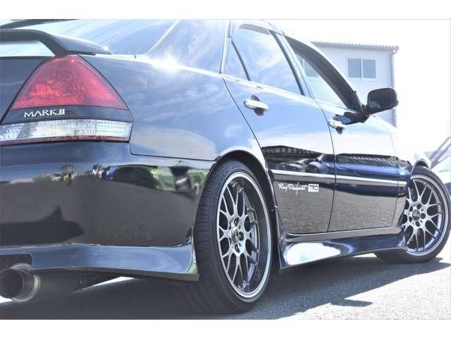 MARK2 sedan