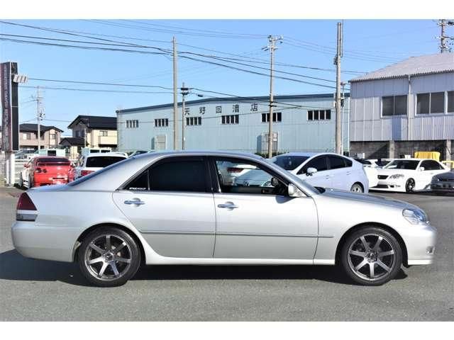 MARK2 sedan