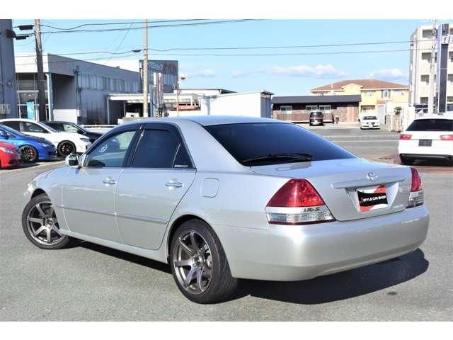 MARK2 sedan