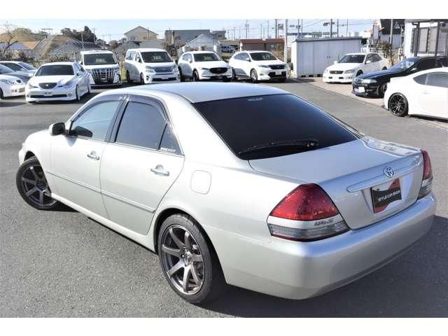MARK2 sedan