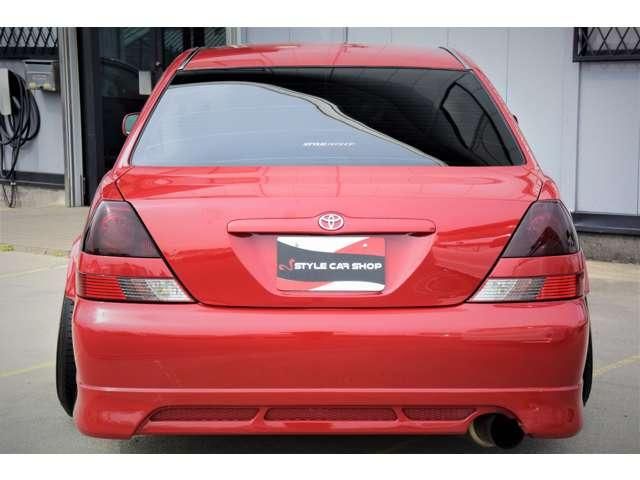 MARK2 sedan